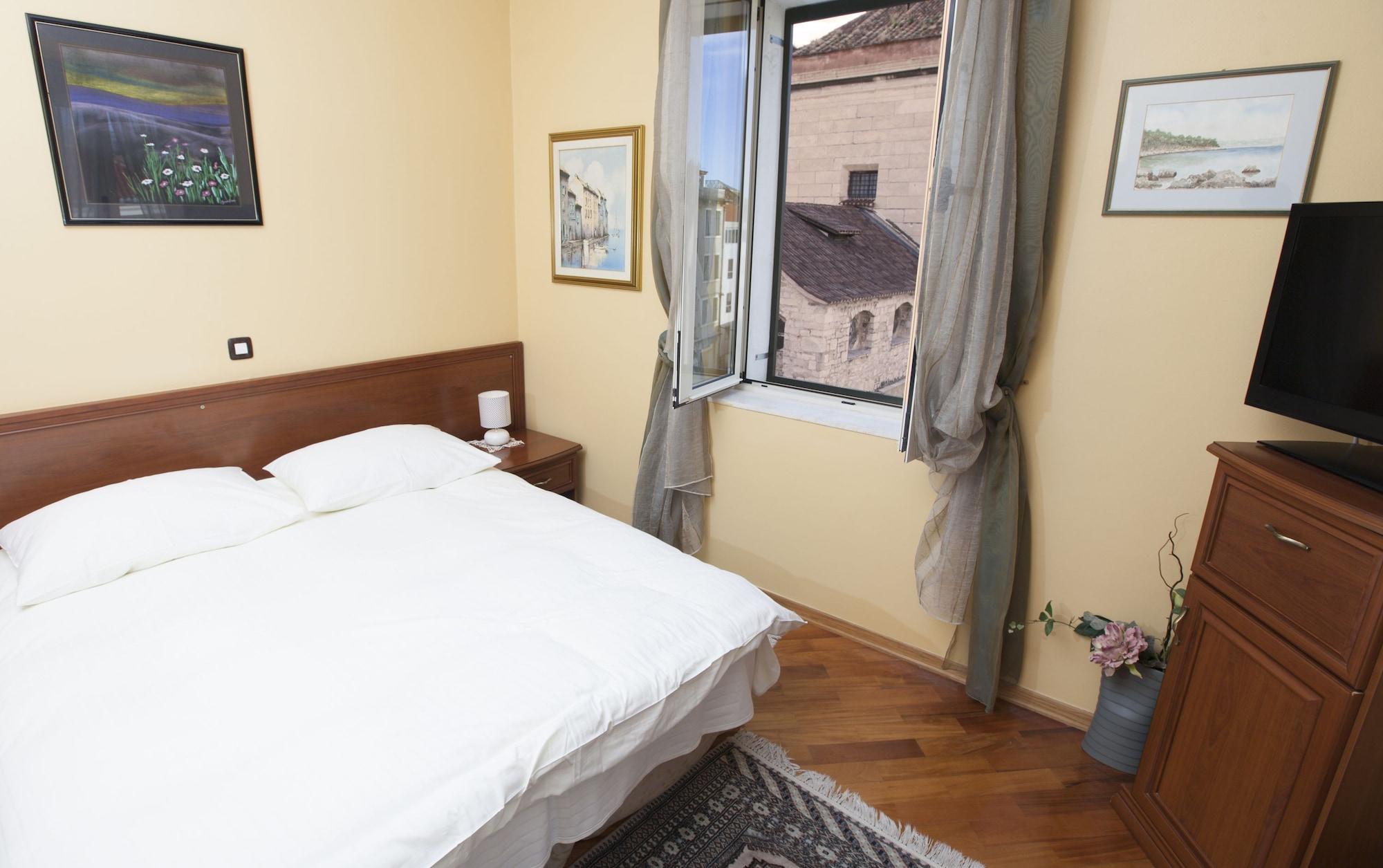 Plr Luxury Rooms Split Exteriör bild