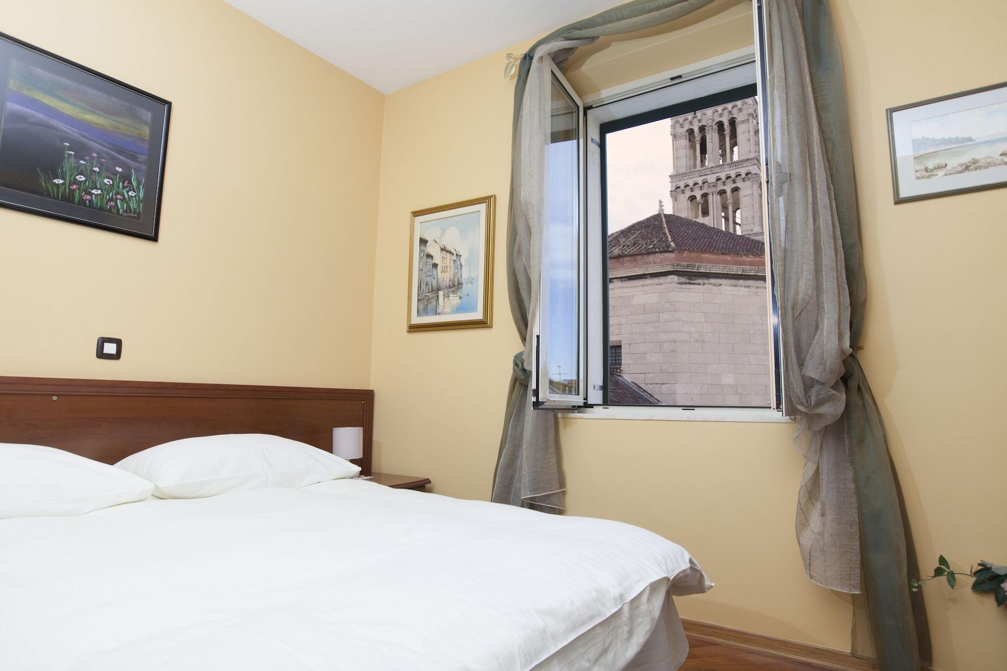 Plr Luxury Rooms Split Exteriör bild