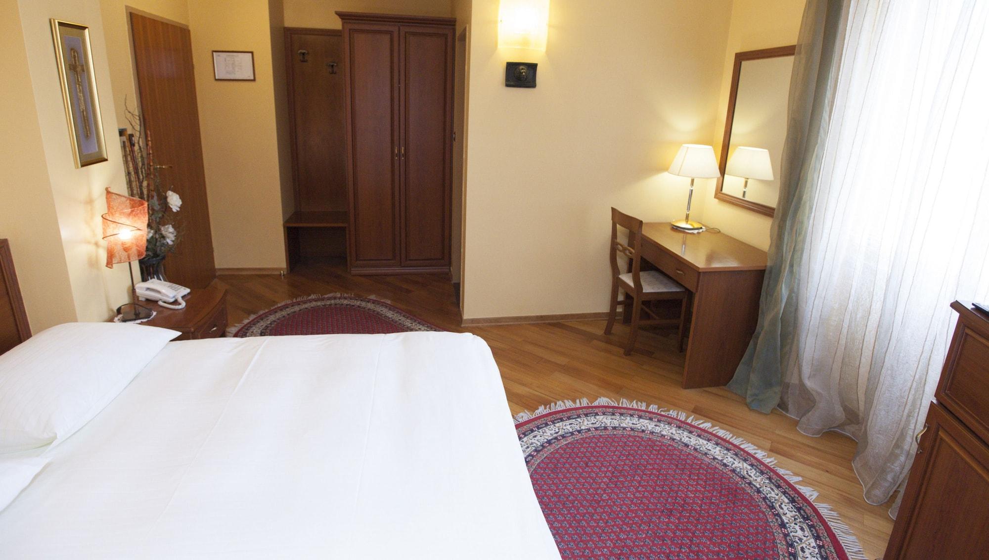 Plr Luxury Rooms Split Exteriör bild