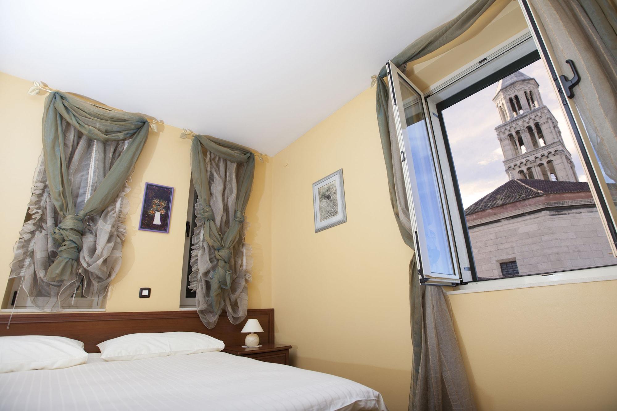 Plr Luxury Rooms Split Exteriör bild