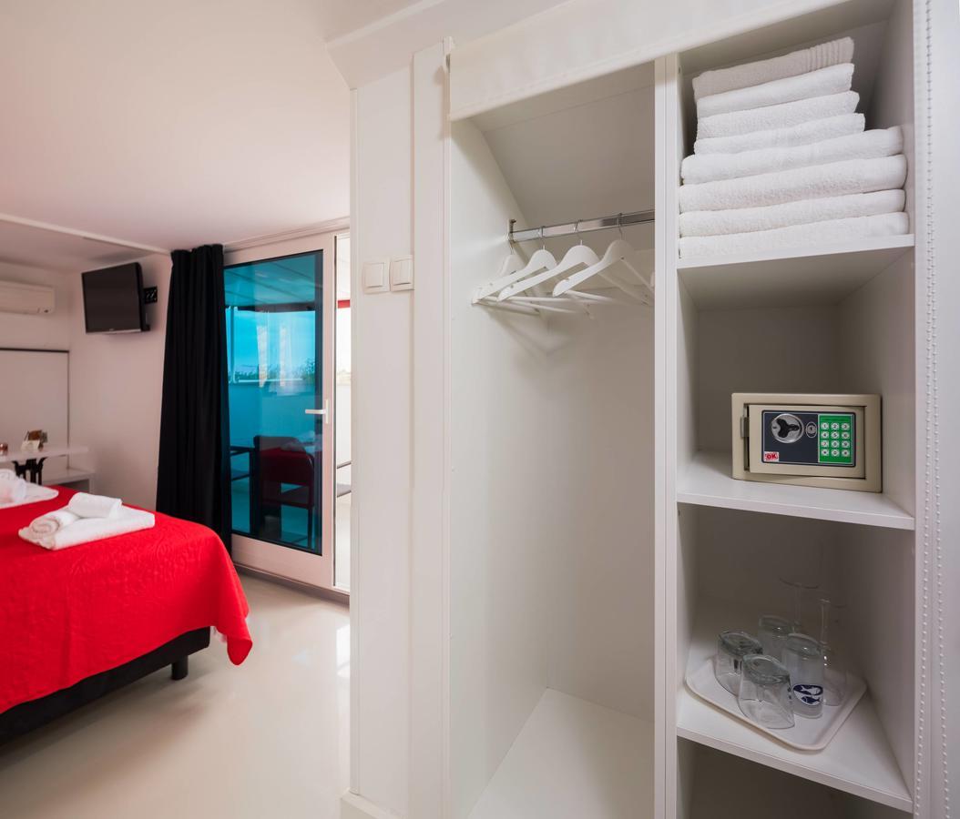 Plr Luxury Rooms Split Exteriör bild