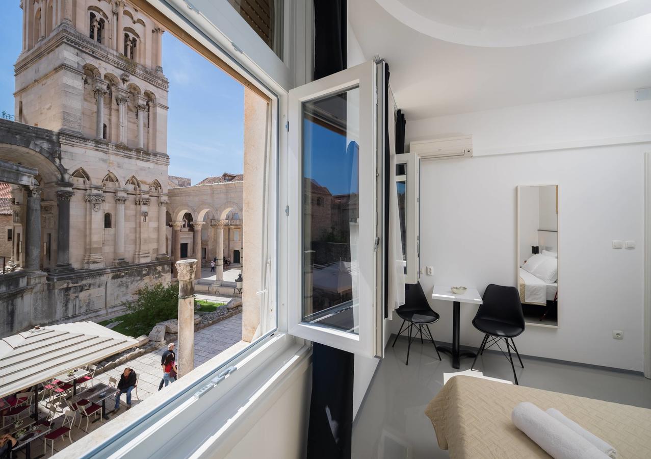 Plr Luxury Rooms Split Exteriör bild